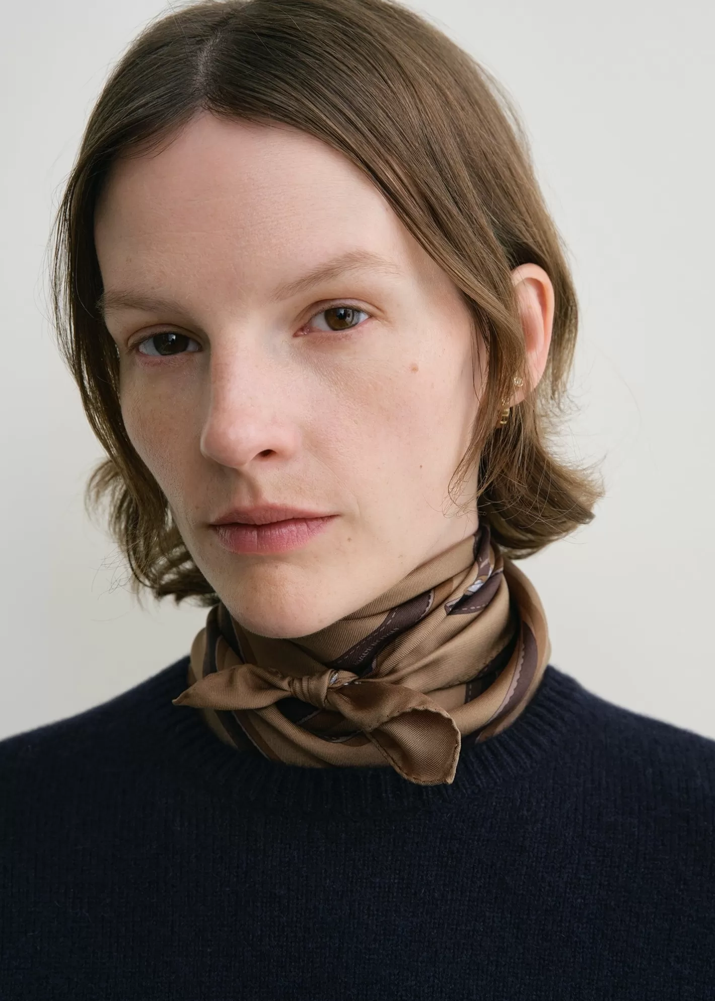 Scarves>TOTEME Clasp belt silk scarf Biscuit