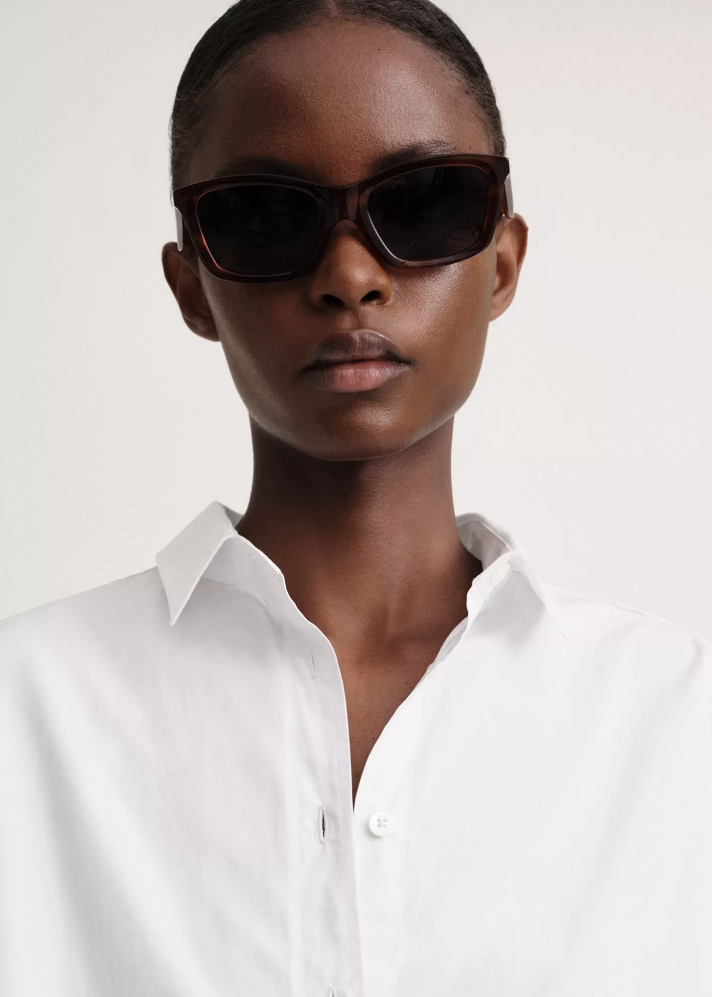 Sunglasses>TOTEME Classic sunglasses Havana