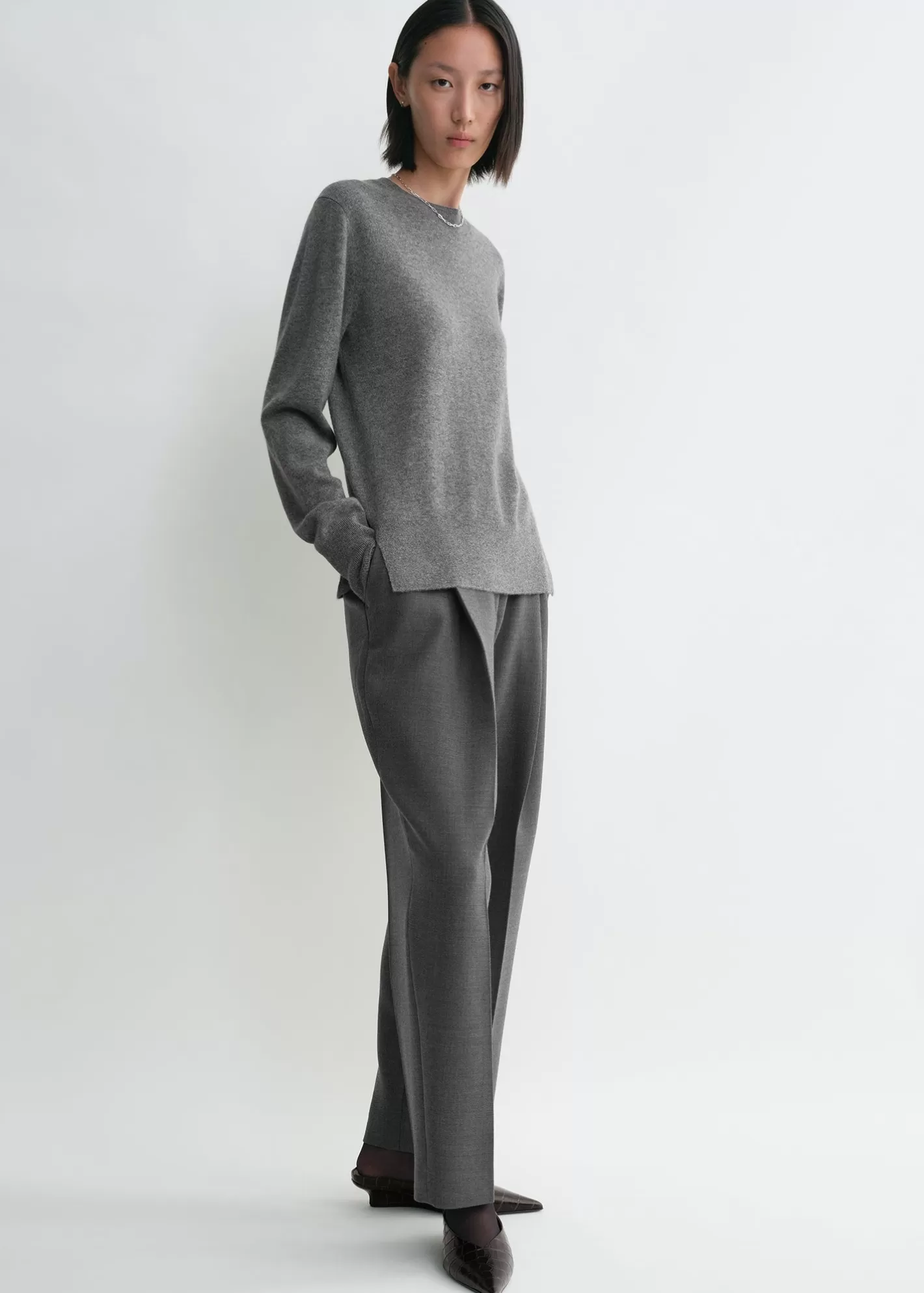 Knits & Sweaters>TOTEME Crew-neck cashmere knit grey melange greymelange