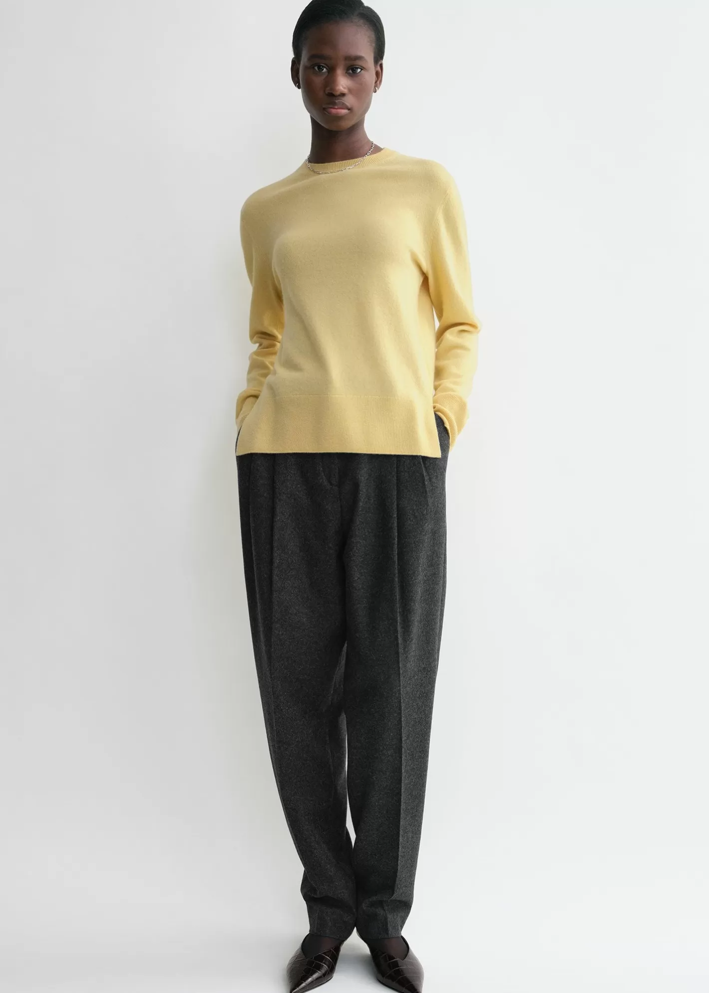 Knits & Sweaters>TOTEME Crew-neck cashmere knit soft yellow softyellow