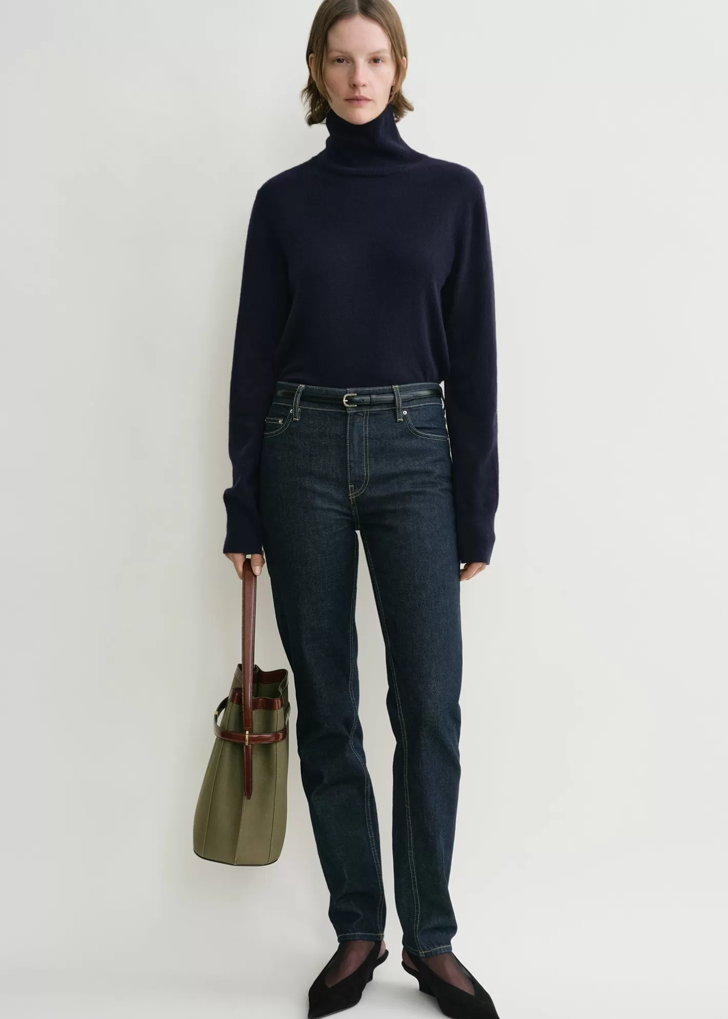 Knits & Sweaters>TOTEME Cropped turtleneck navy