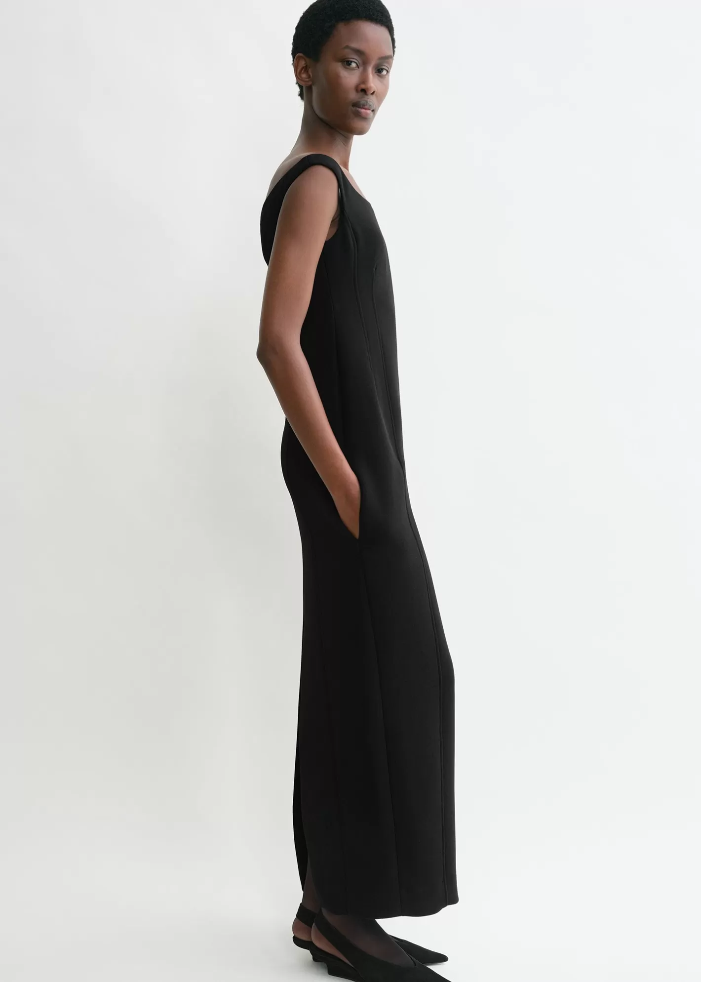 Dresses & Skirts>TOTEME Curved off-shoulder dress black