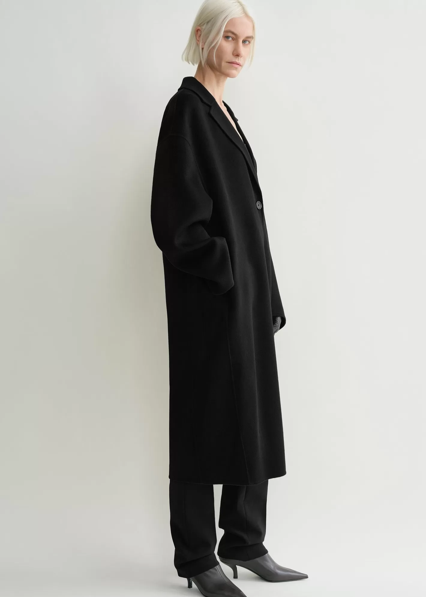 Outerwear>TOTEME Doublé cocoon coat black