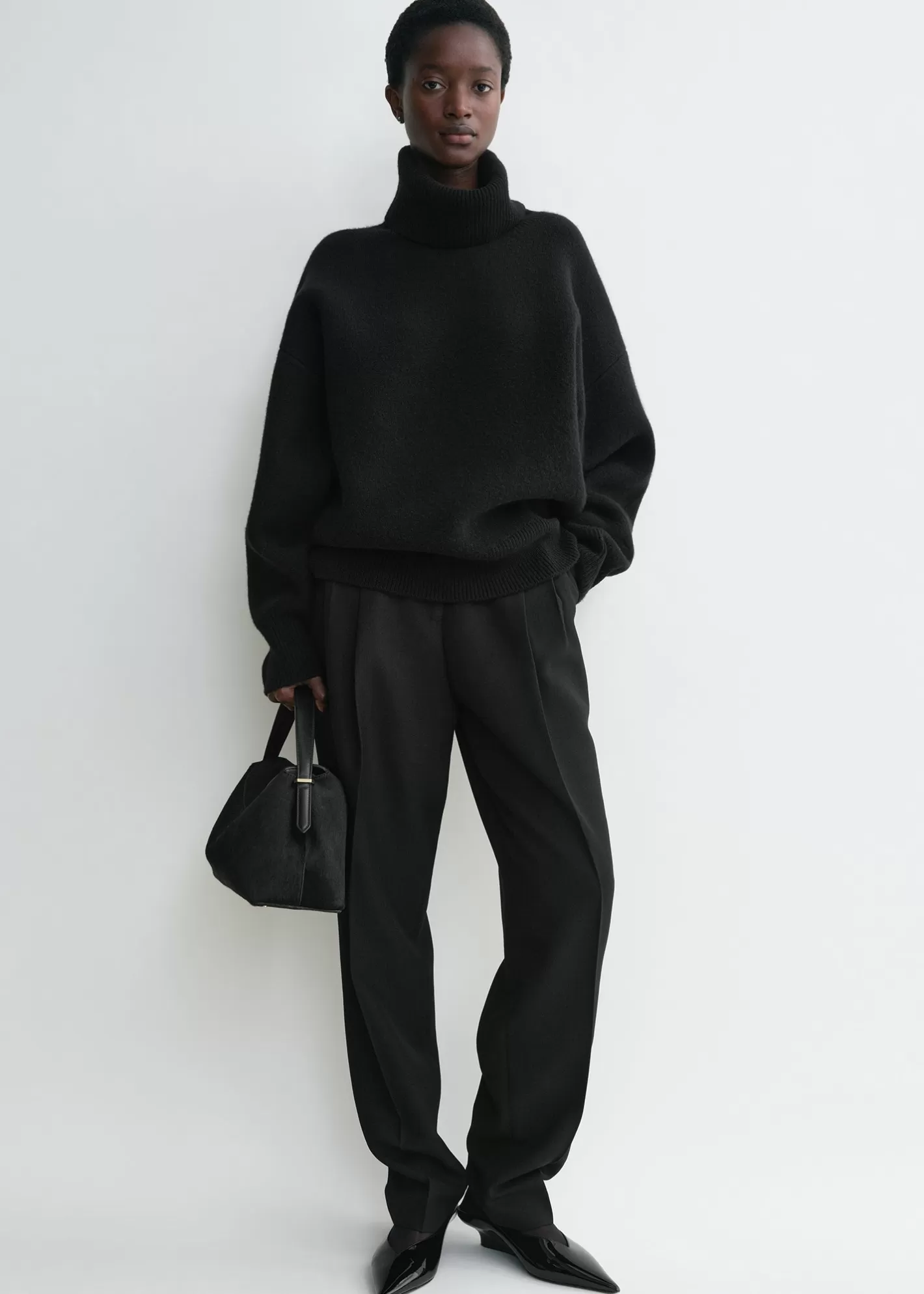 Knits & Sweaters>TOTEME Double-knit turtleneck black