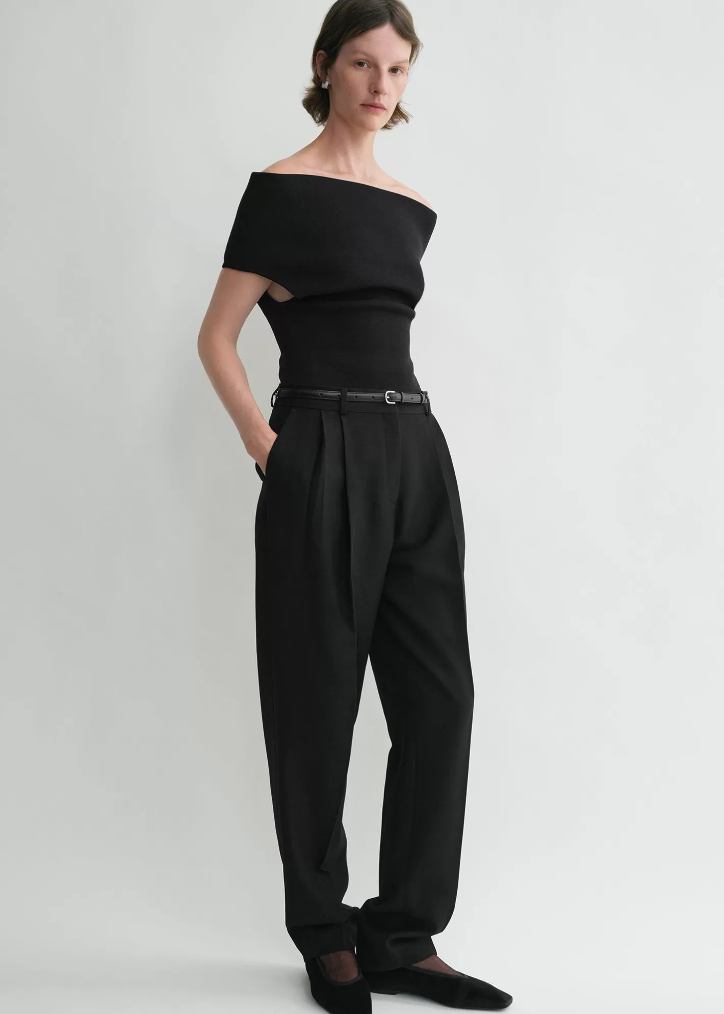 Trousers & Shorts>TOTEME Double-pleated tailored trousers Black