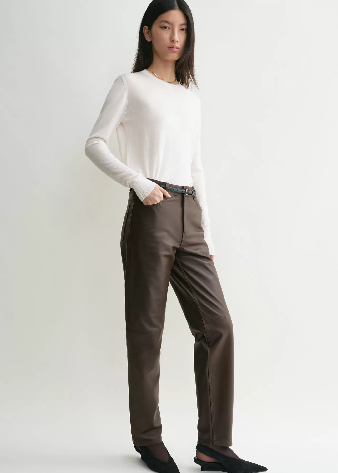 Trousers & Shorts>TOTEME Five-pocket leather trousers bark