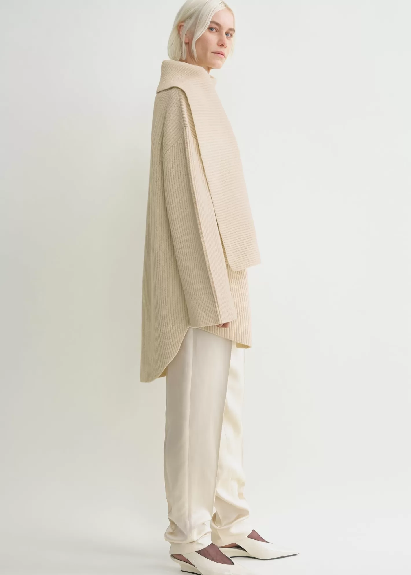 Knits & Sweaters>TOTEME Long scarf knit off-white