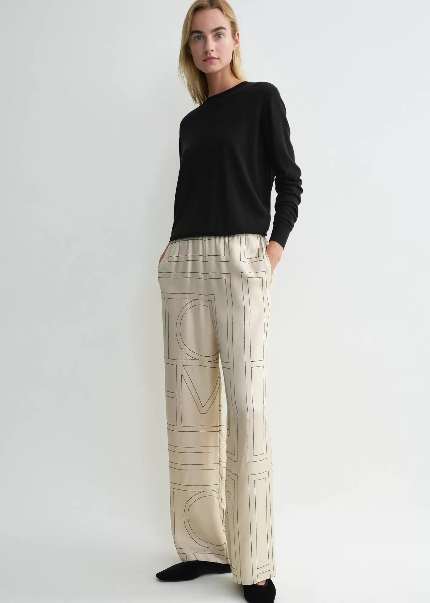 Trousers & Shorts>TOTEME Monogram silk pj bottoms ivory Ivorymonogram