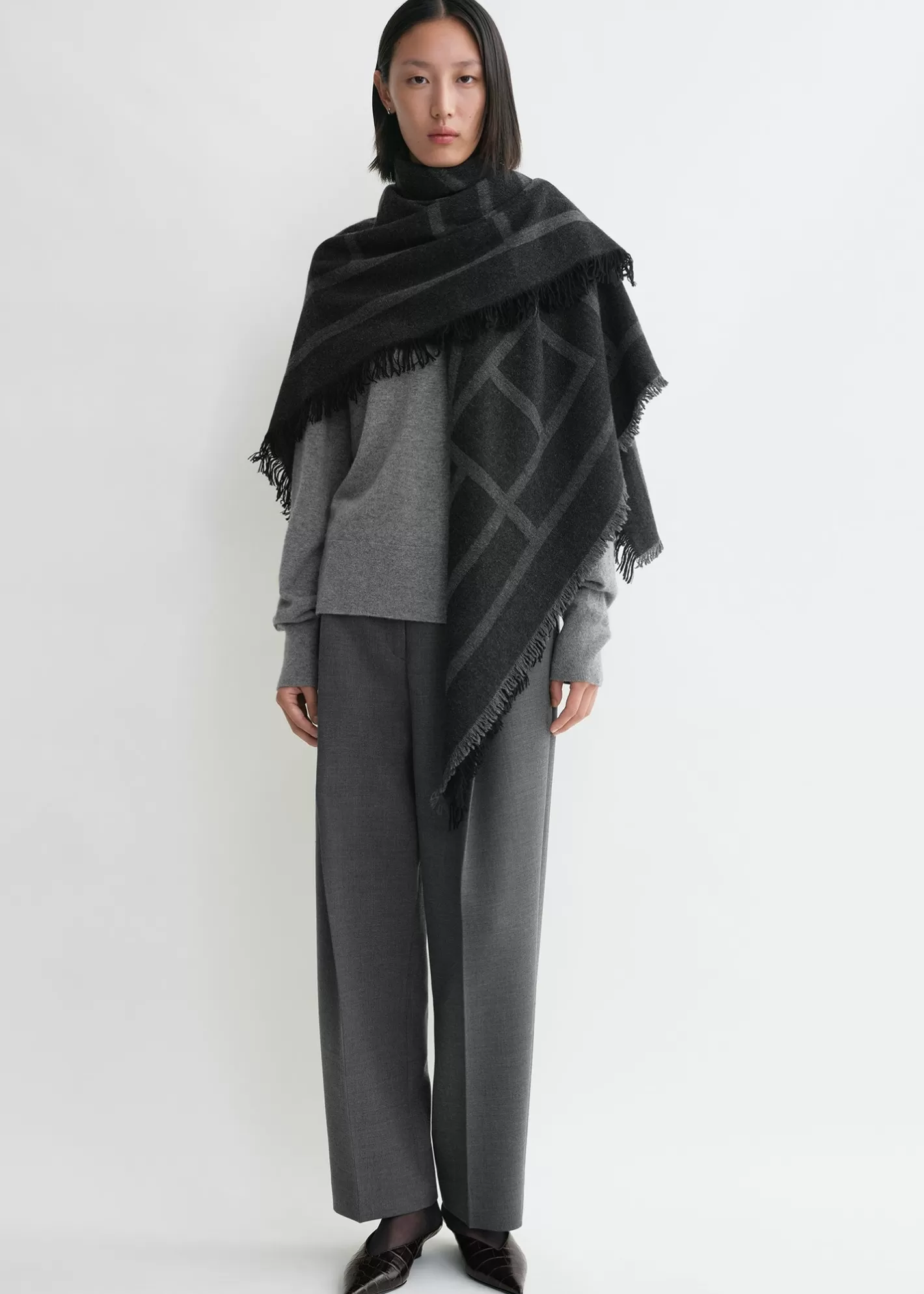 Scarves>TOTEME Monogram wool cashmere scarf dark grey Darkgreymonogram