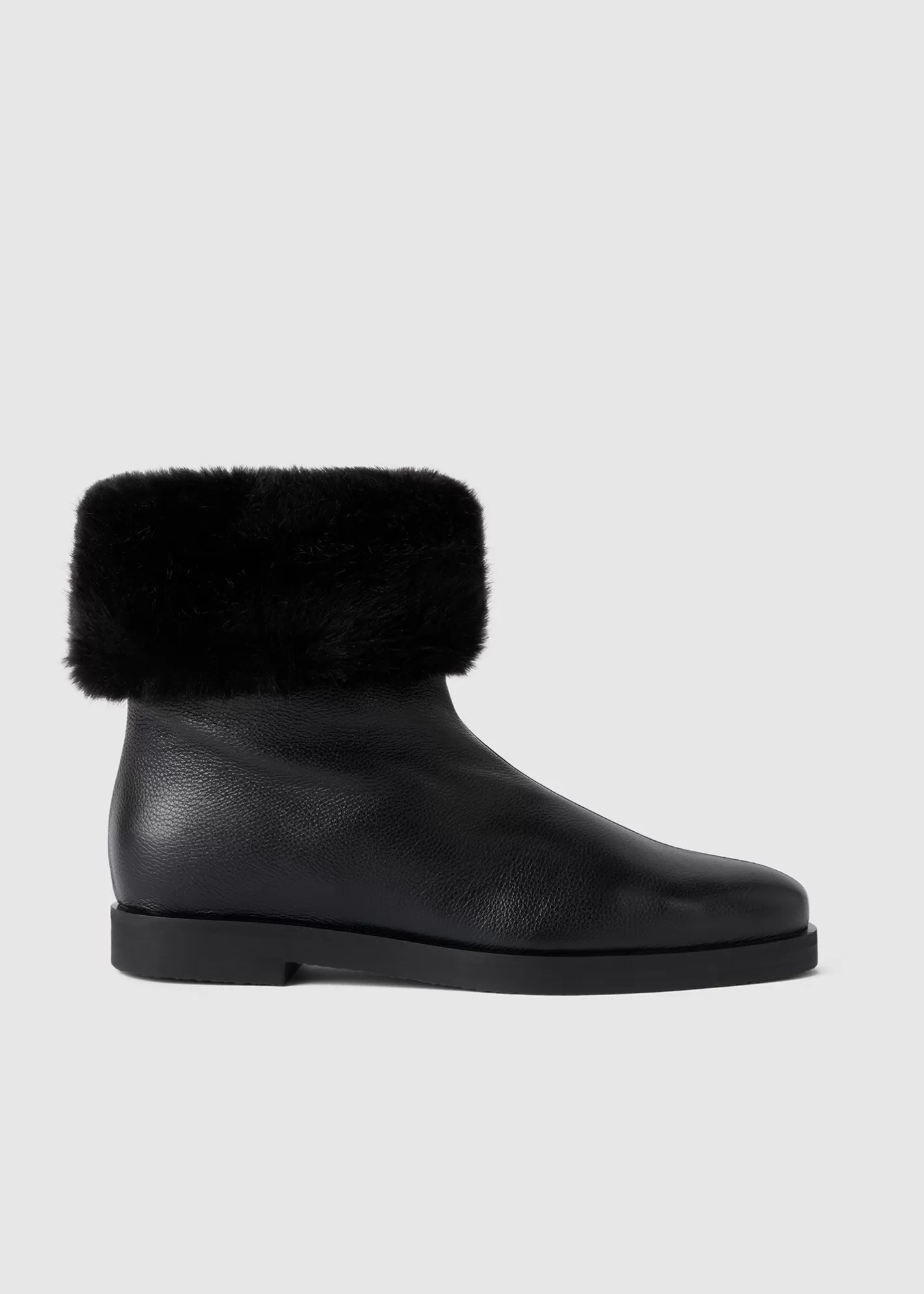 Shoes>TOTEME Off-duty boots Black