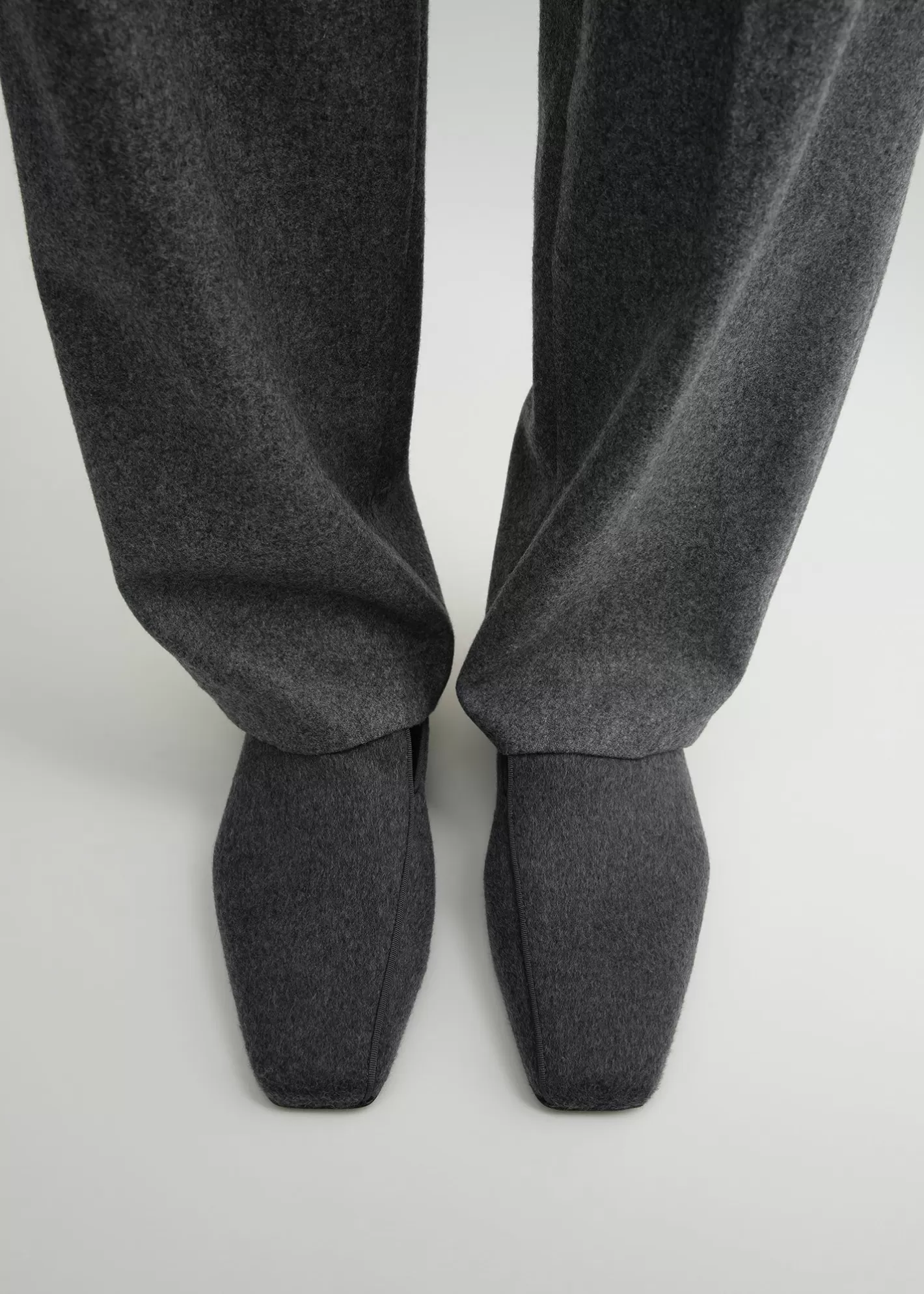 Shoes>TOTEME Piped wool loafers grey greymelange