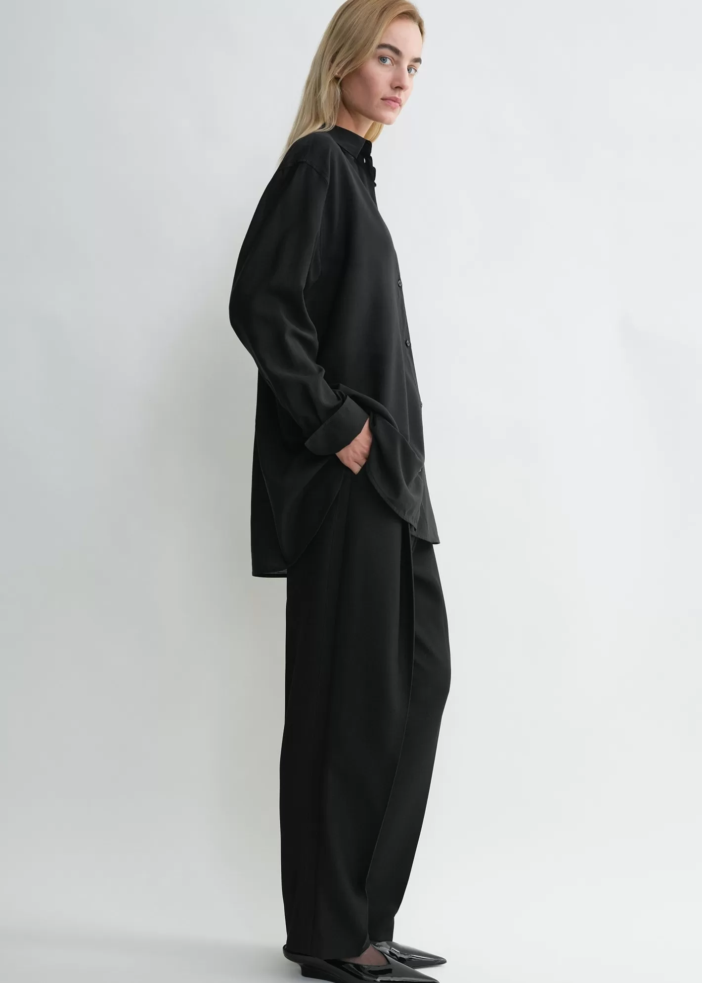 Shirts>TOTEME Relaxed voile shirt black