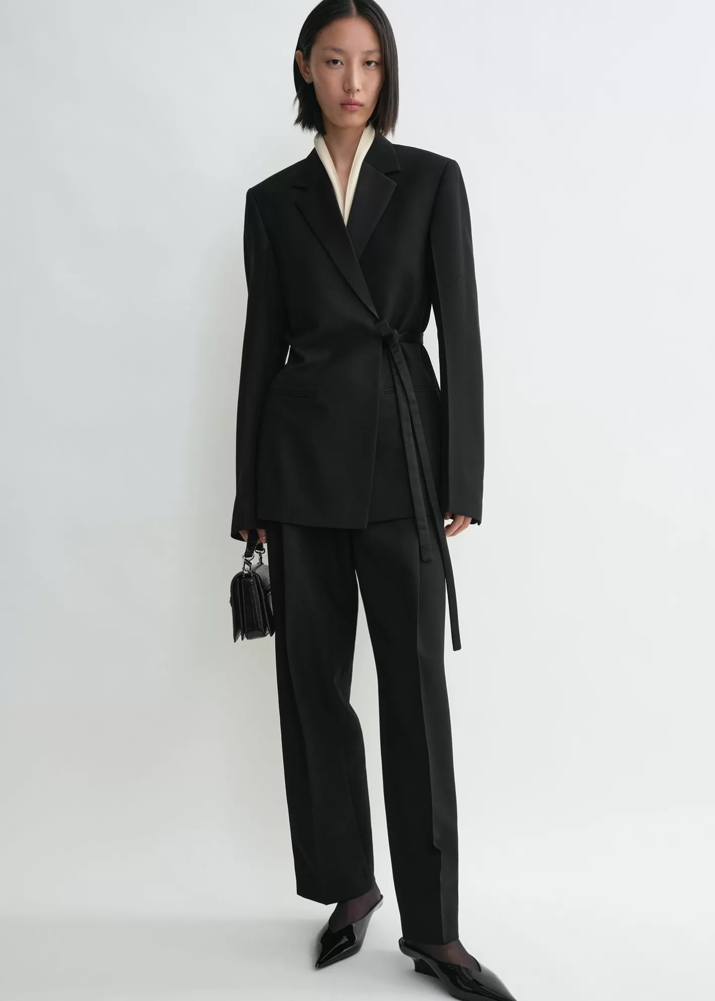 Blazers>TOTEME Satin-lapel wrap blazer black