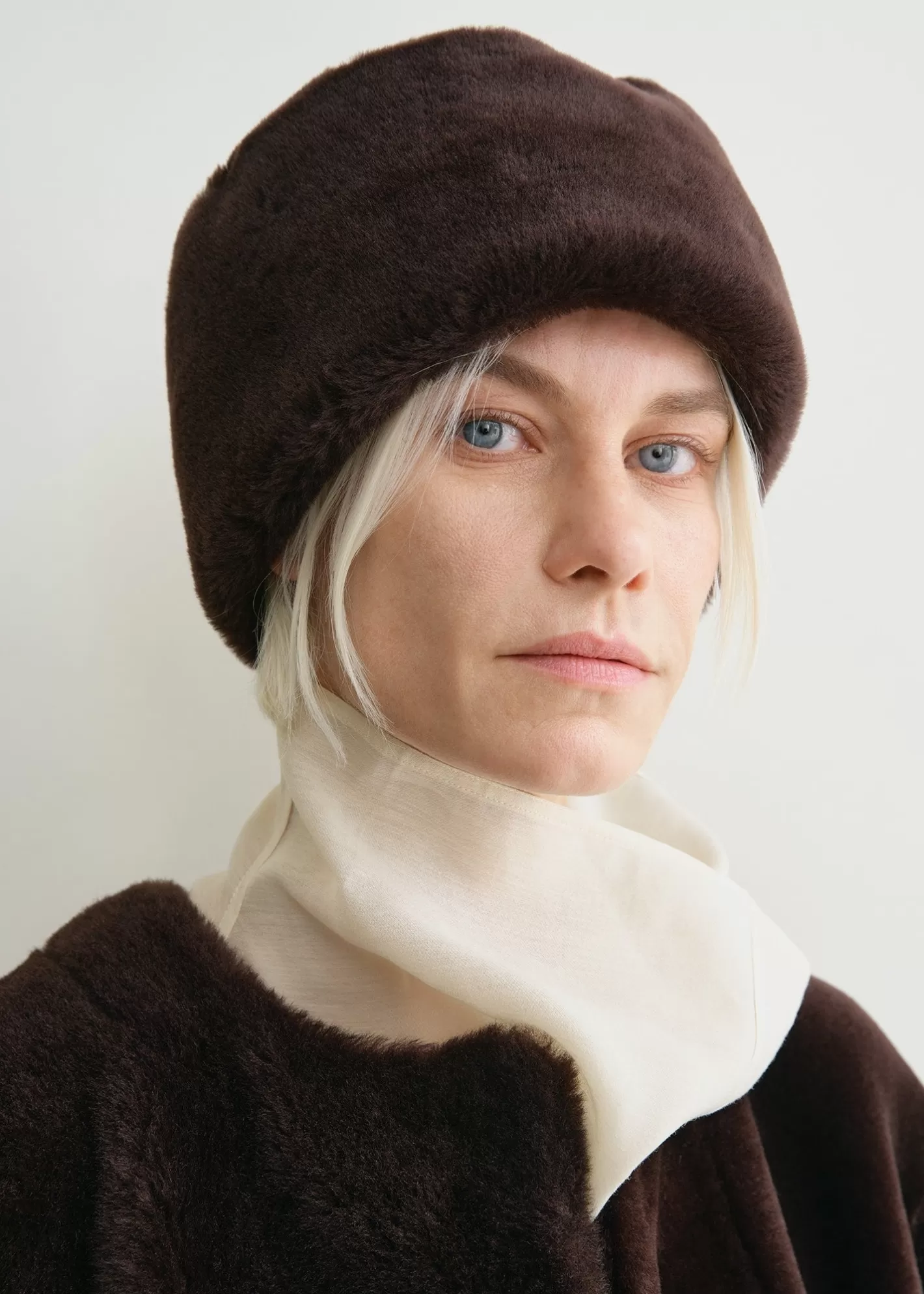 Hats & Gloves>TOTEME Shearling pillbox hat bark