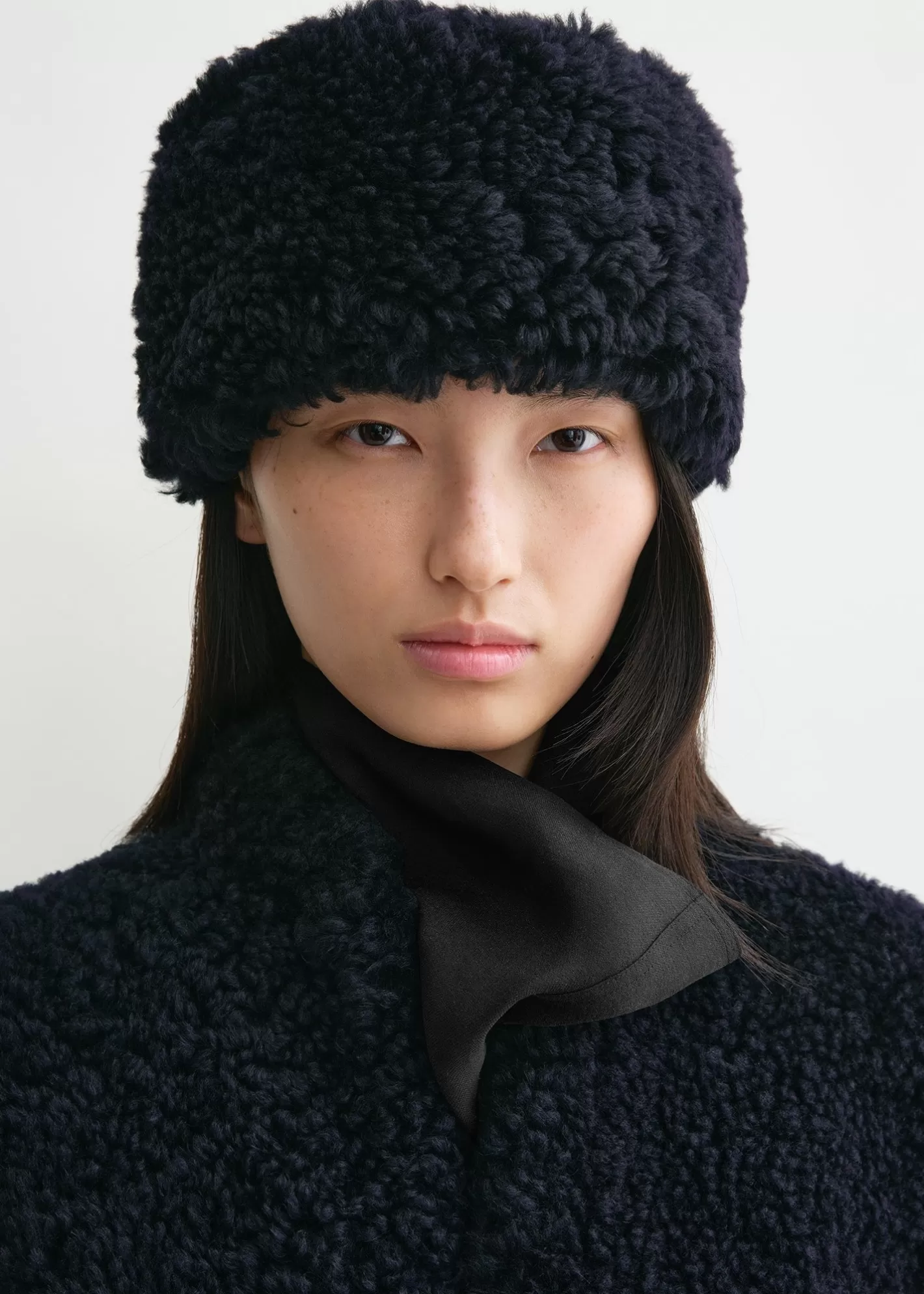 Hats & Gloves>TOTEME Shearling pillbox hat navy