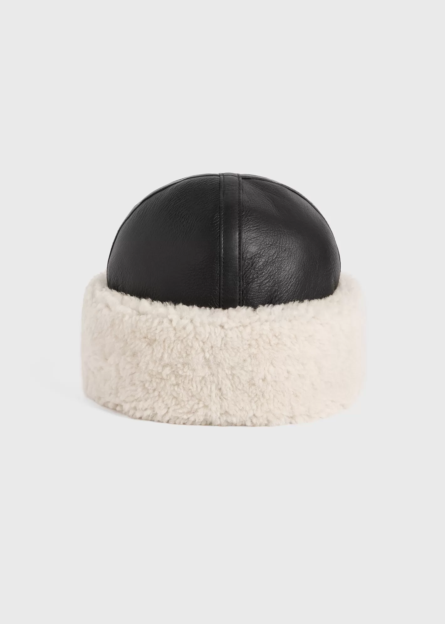 Hats & Gloves>TOTEME Shearling winter hat black/off white Black/Offwhite