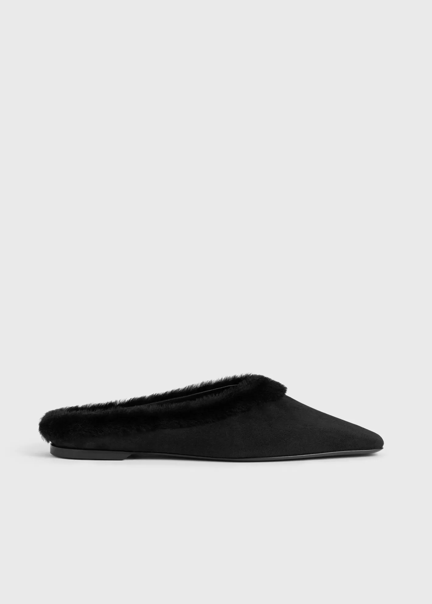 Shoes>TOTEME Shearling-edge slippers black