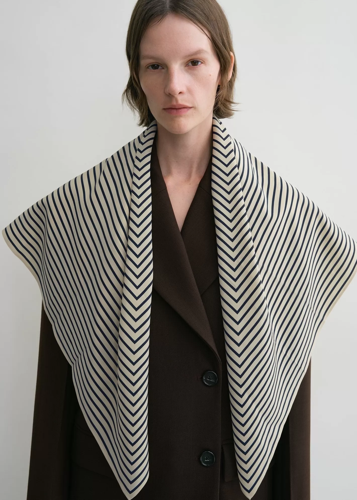 Scarves>TOTEME Signature monogram silk blanket scarf Creme