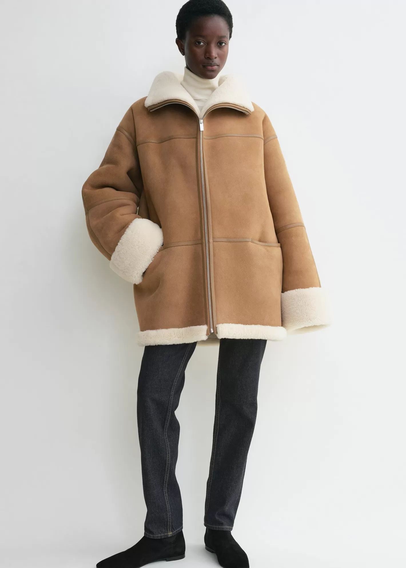 Outerwear>TOTEME Signature shearling jacket biscuit