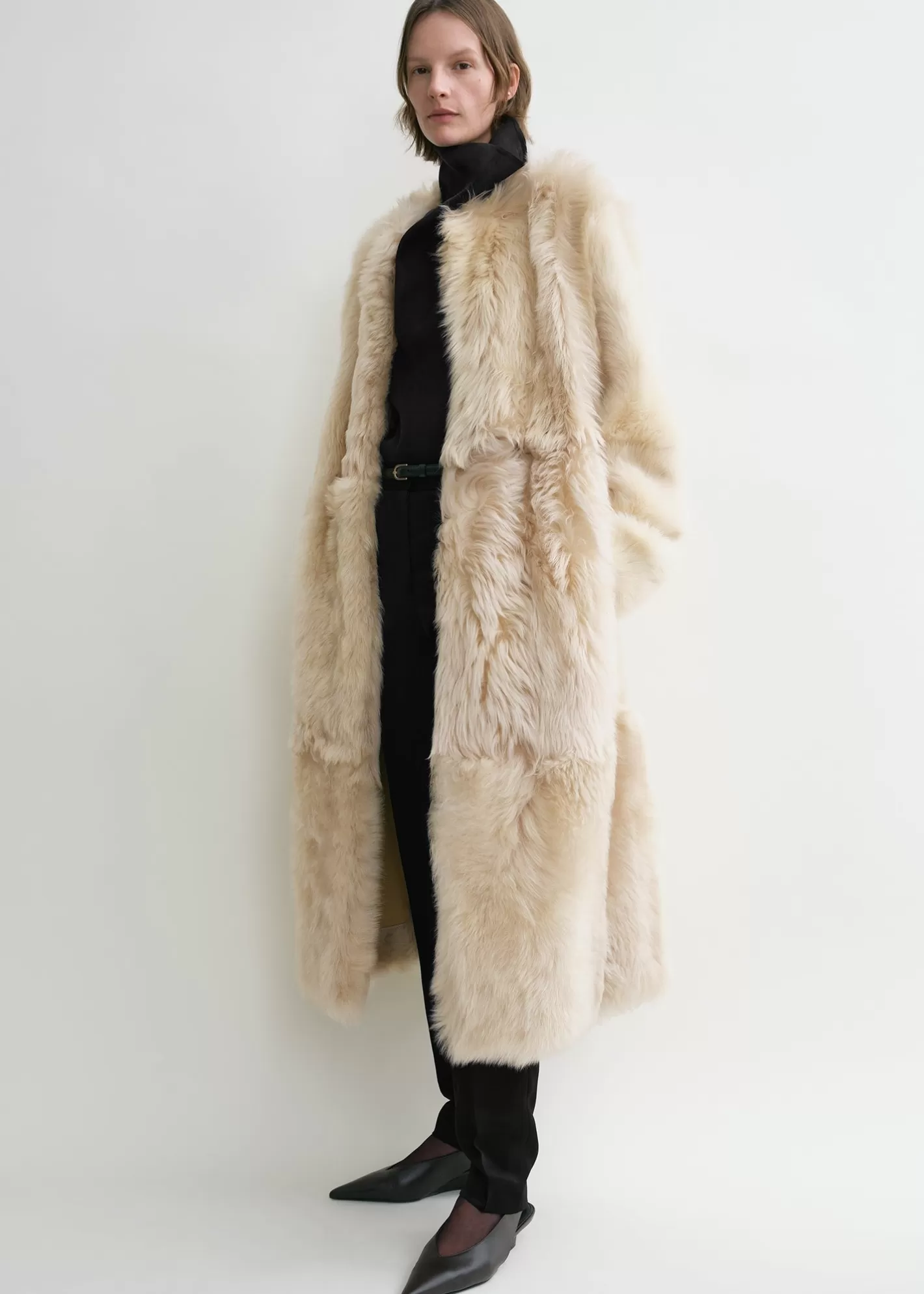 Outerwear>TOTEME Silky shearling coat eggnog