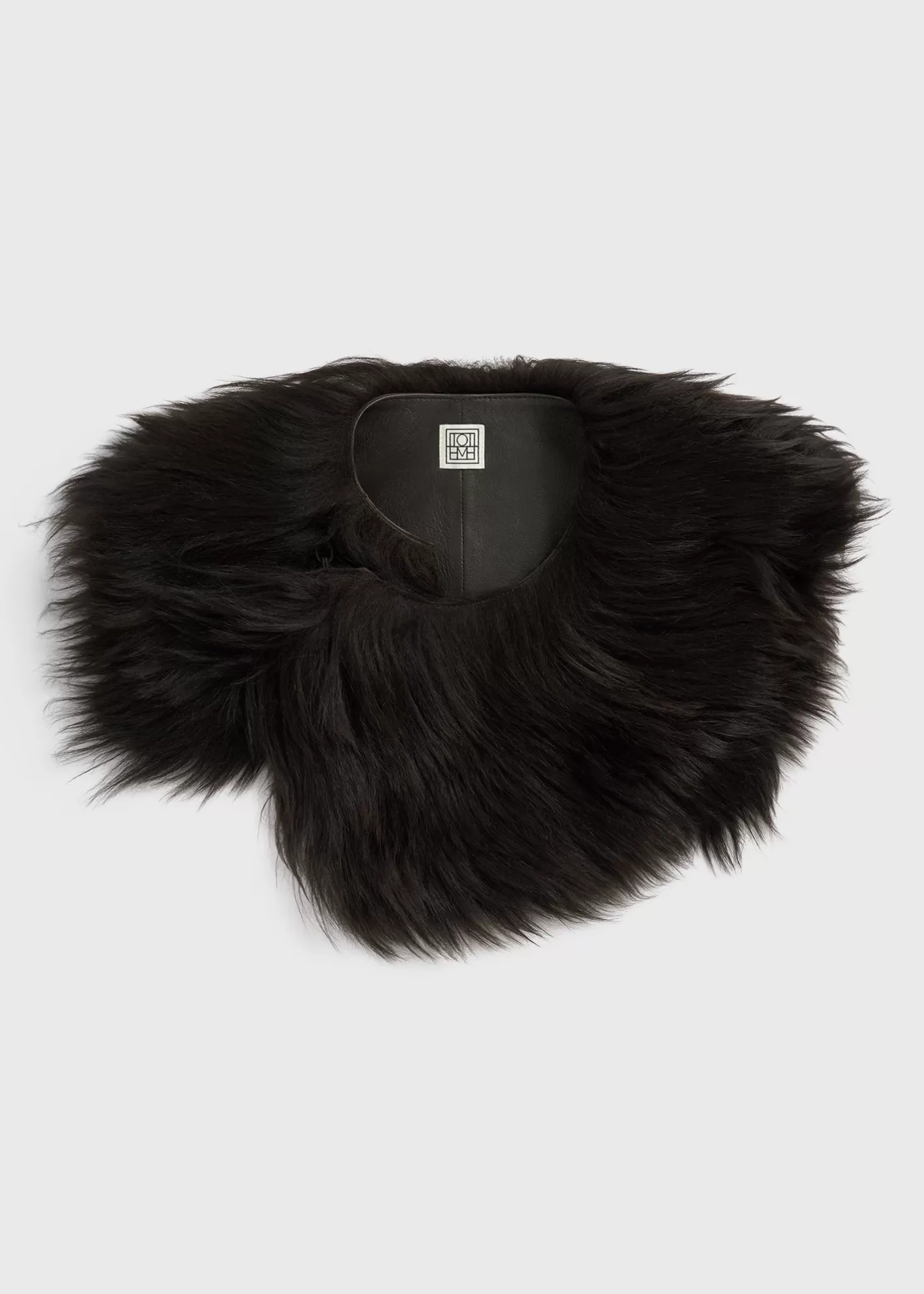 Scarves>TOTEME Silky shearling collar bark