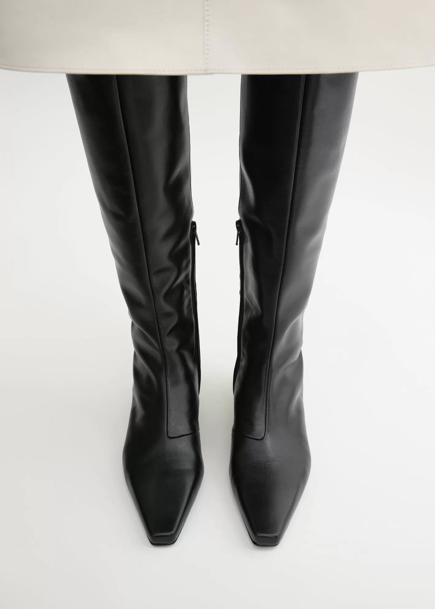 Shoes>TOTEME Slim leather knee-high boots black