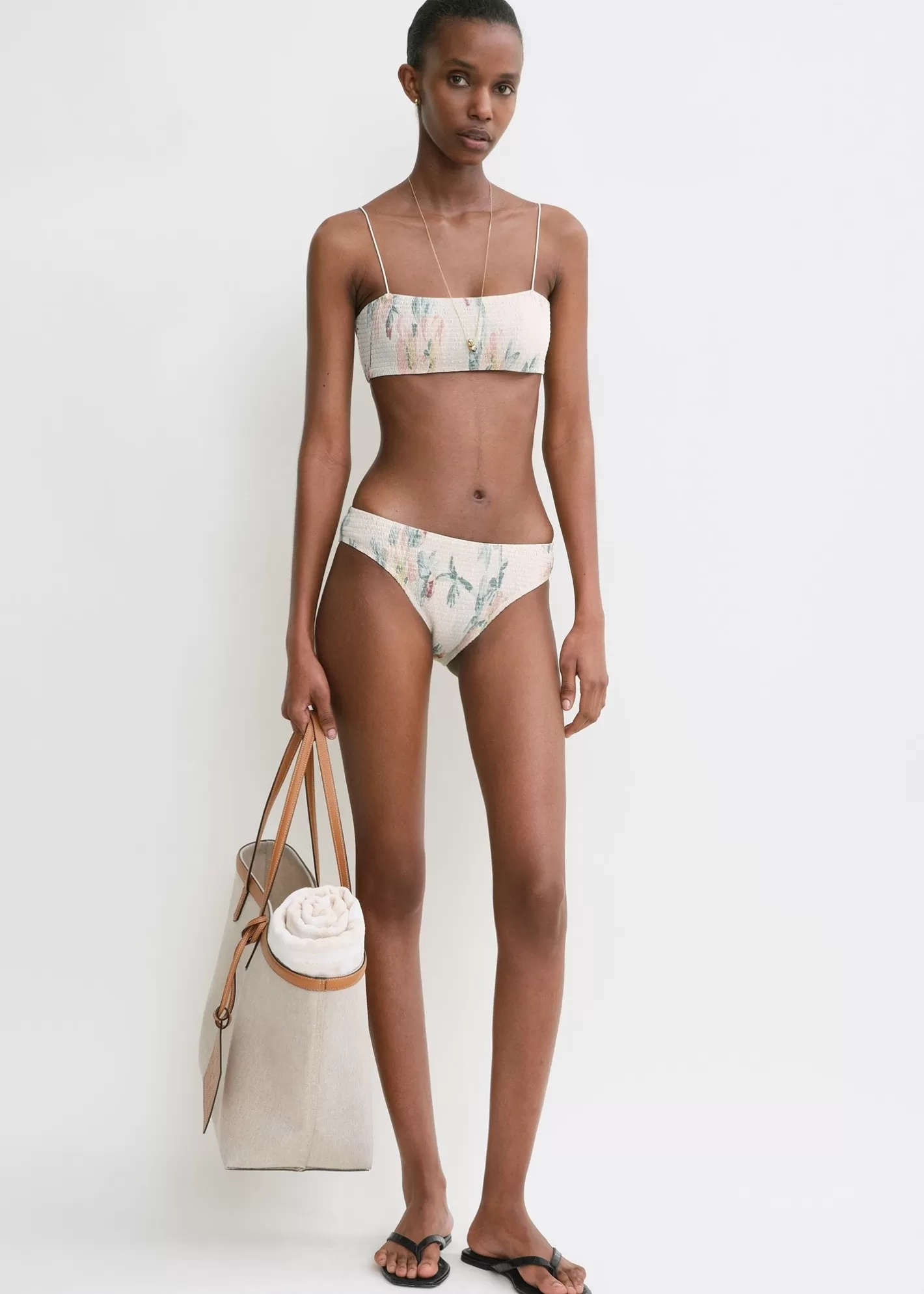 Swim>TOTEME Smocked bikini top washed floral Washedfloral