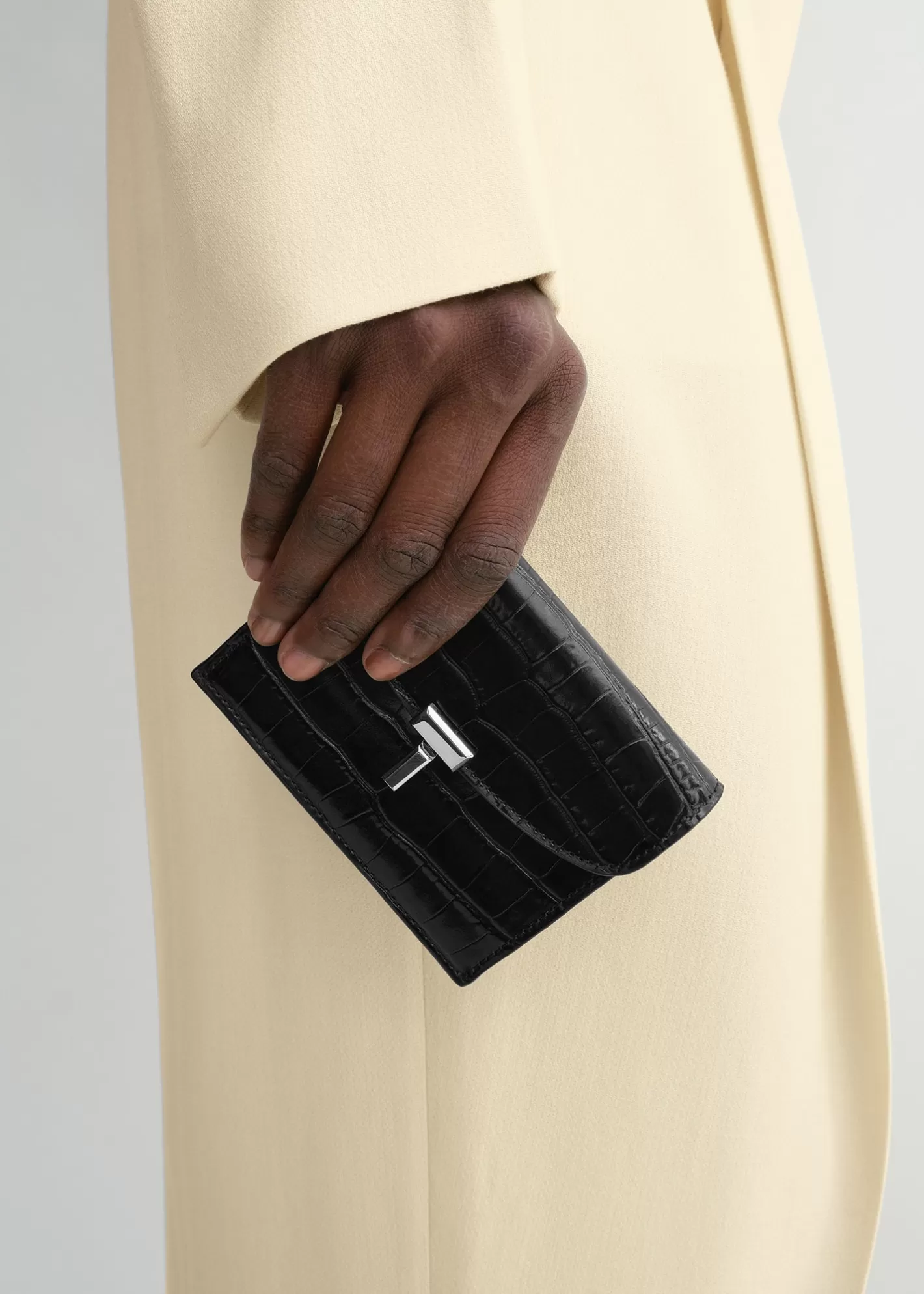 Small Leather Goods>TOTEME T-Lock croco-embossed cardholder black