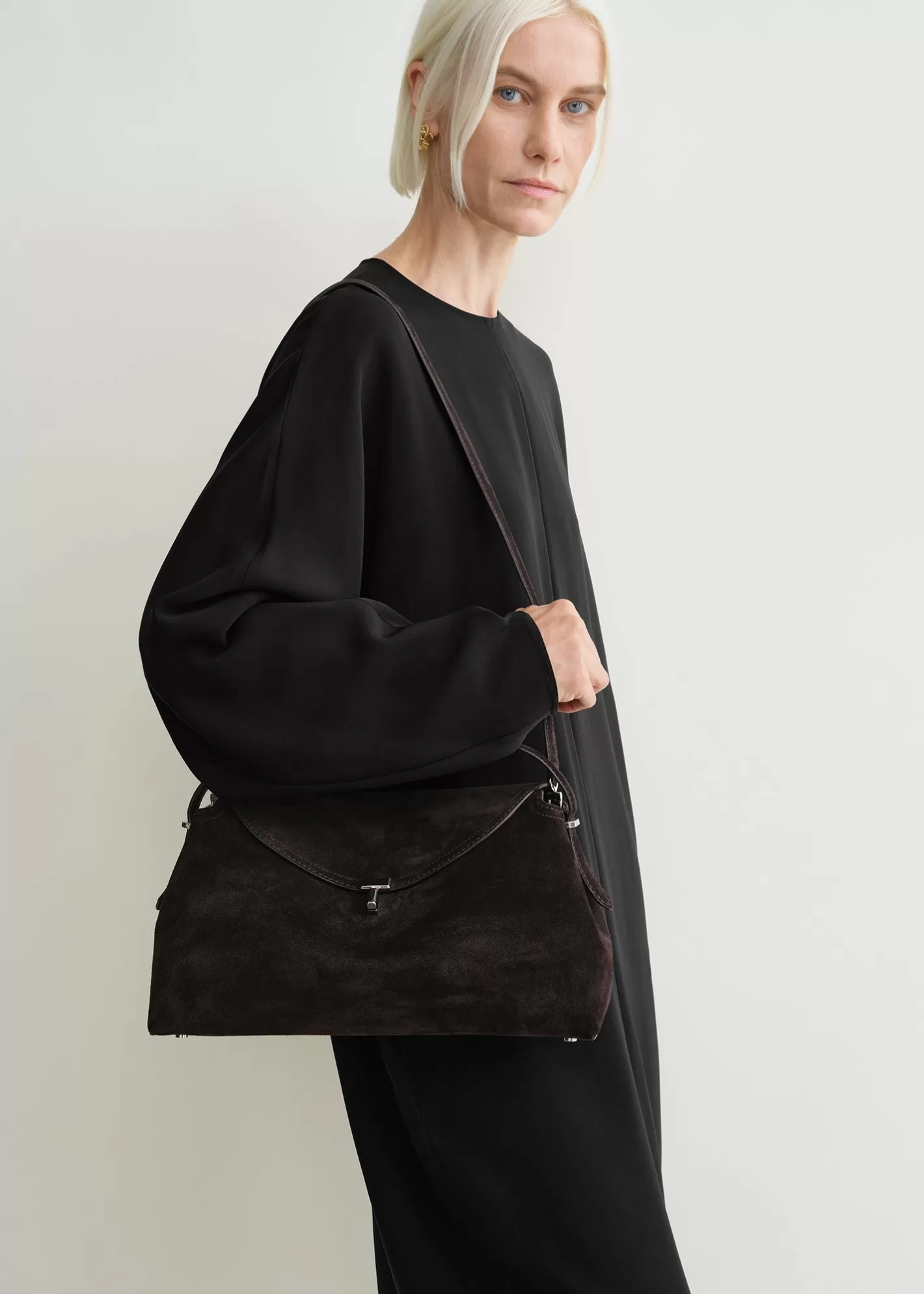 T-lock Bags>TOTEME T-Lock suede top handle Espresso