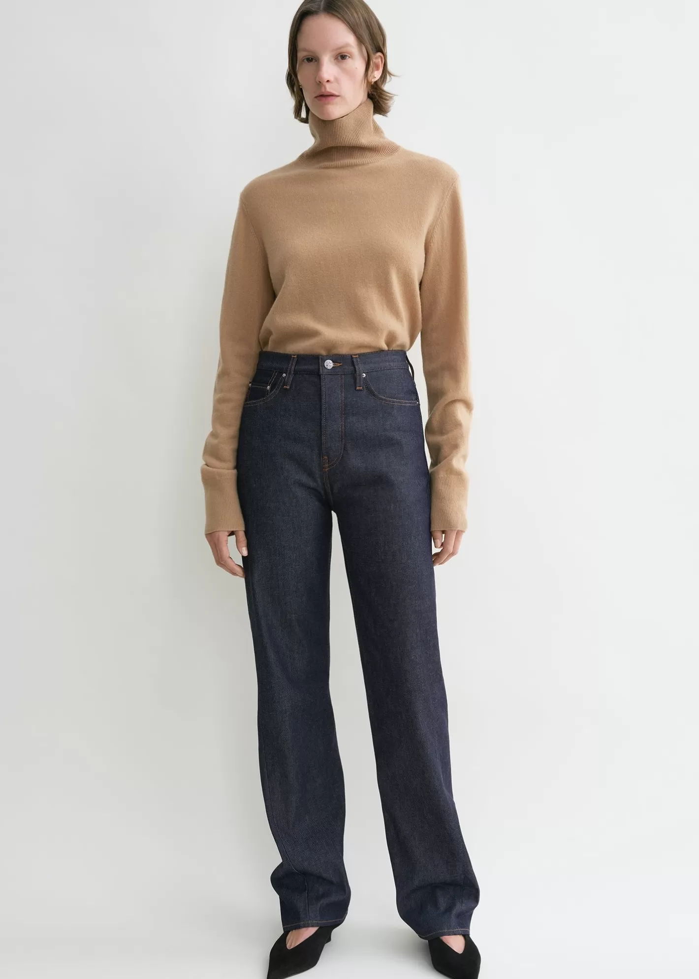 Relaxed>TOTEME Twisted seam denim full length Raw