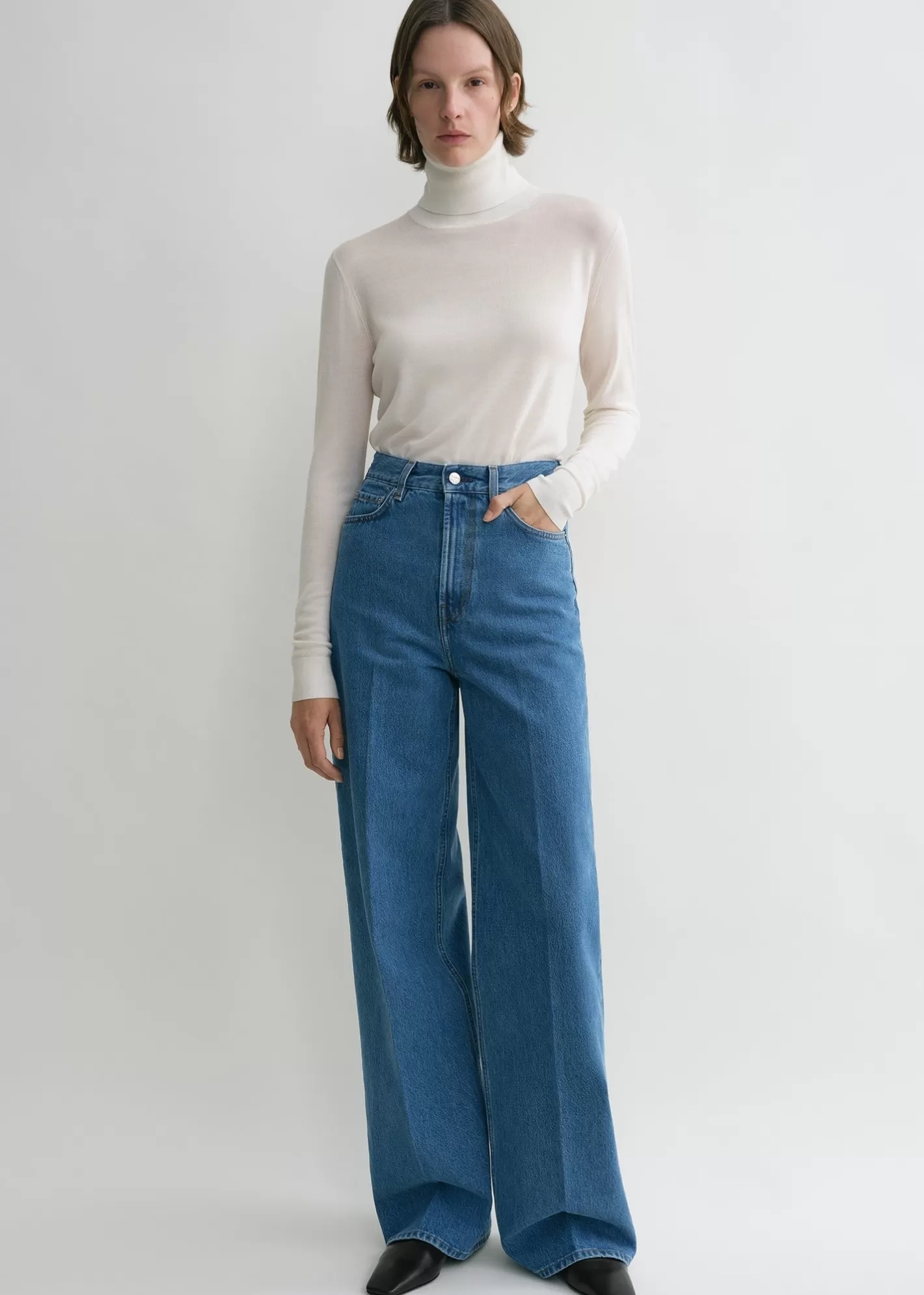 Flared>TOTEME Wide leg denim vibrant blue vibrantblue