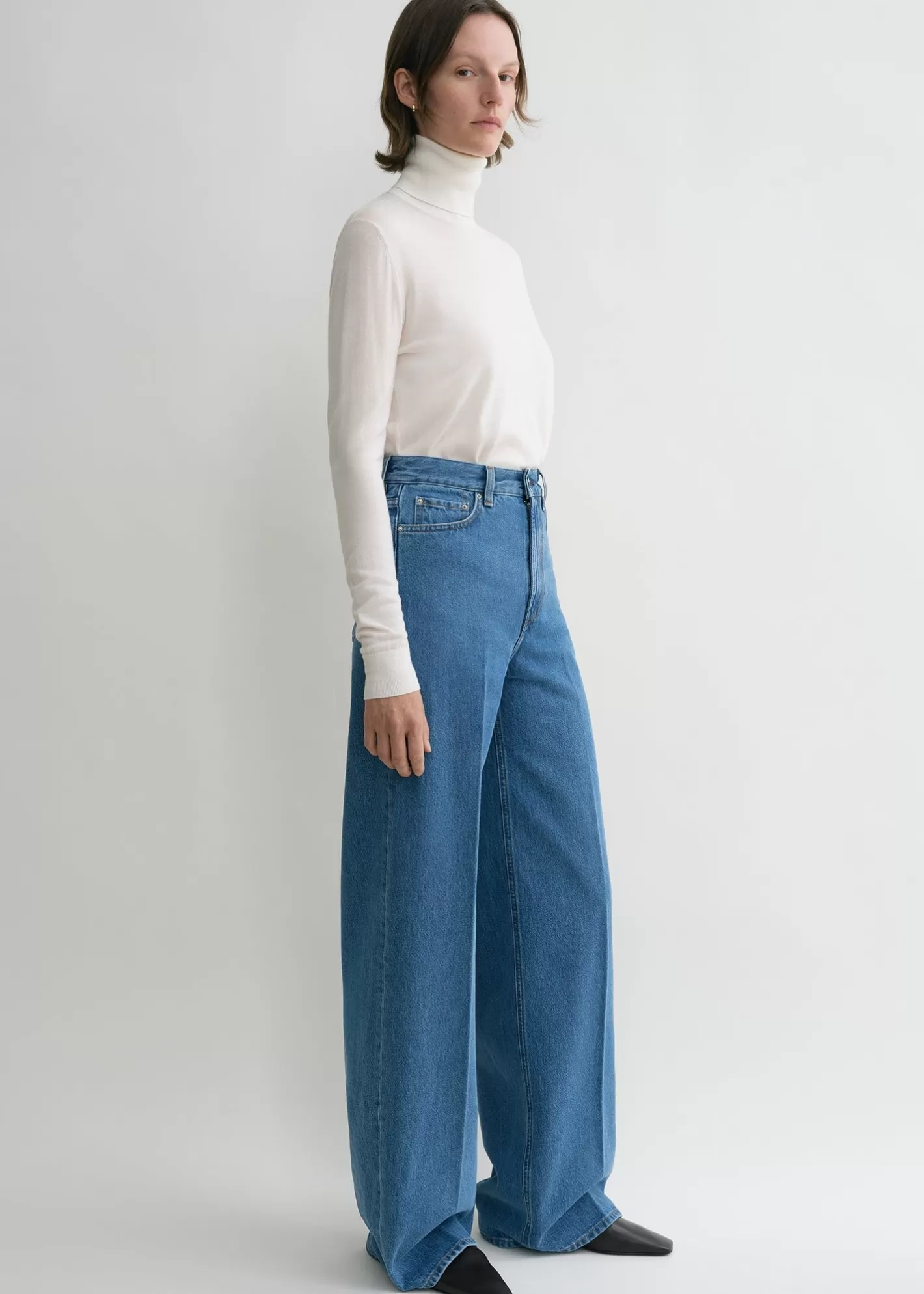 Flared>TOTEME Wide leg denim vibrant blue vibrantblue