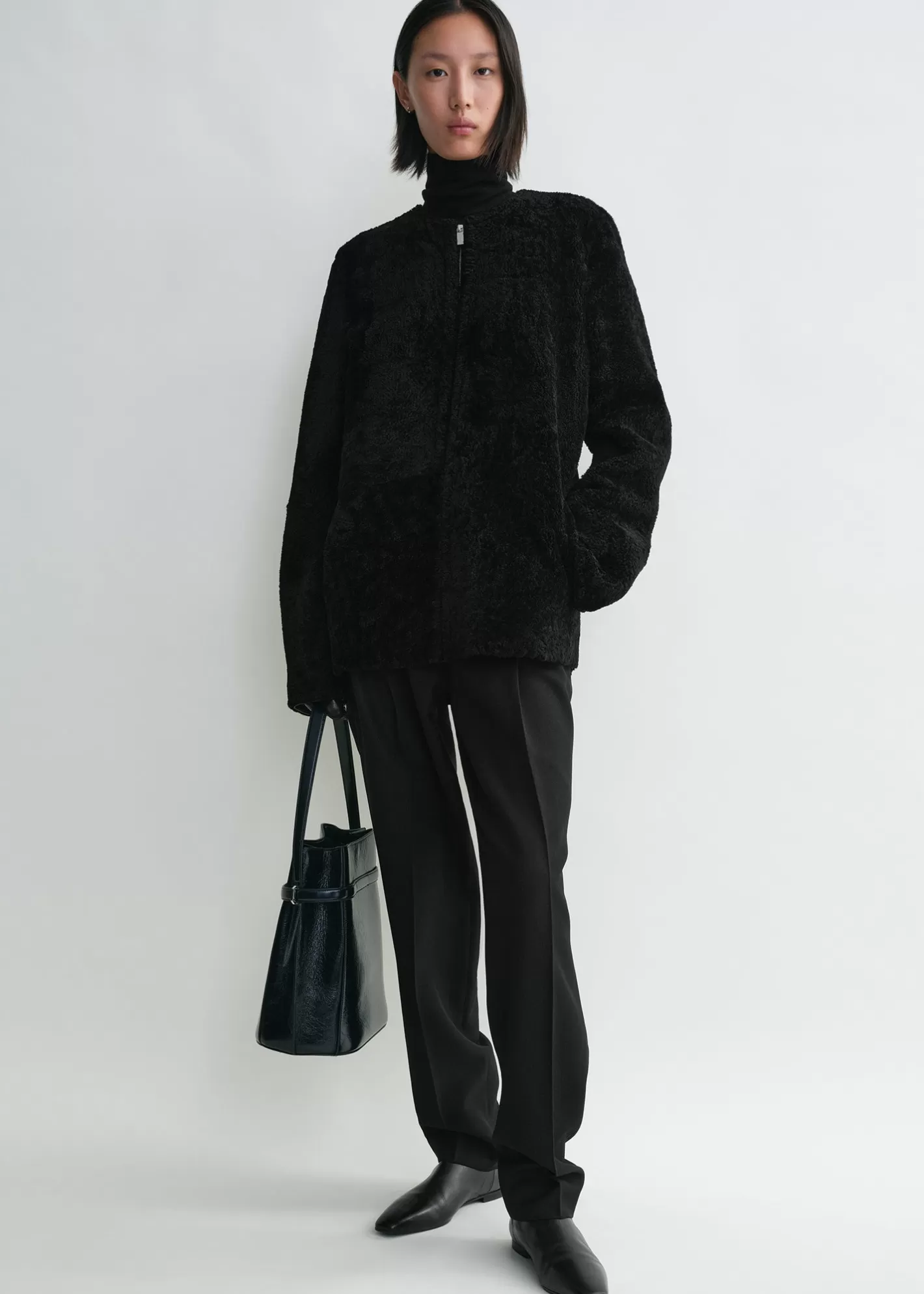 Outerwear>TOTEME Zipped teddy shearling jacket black