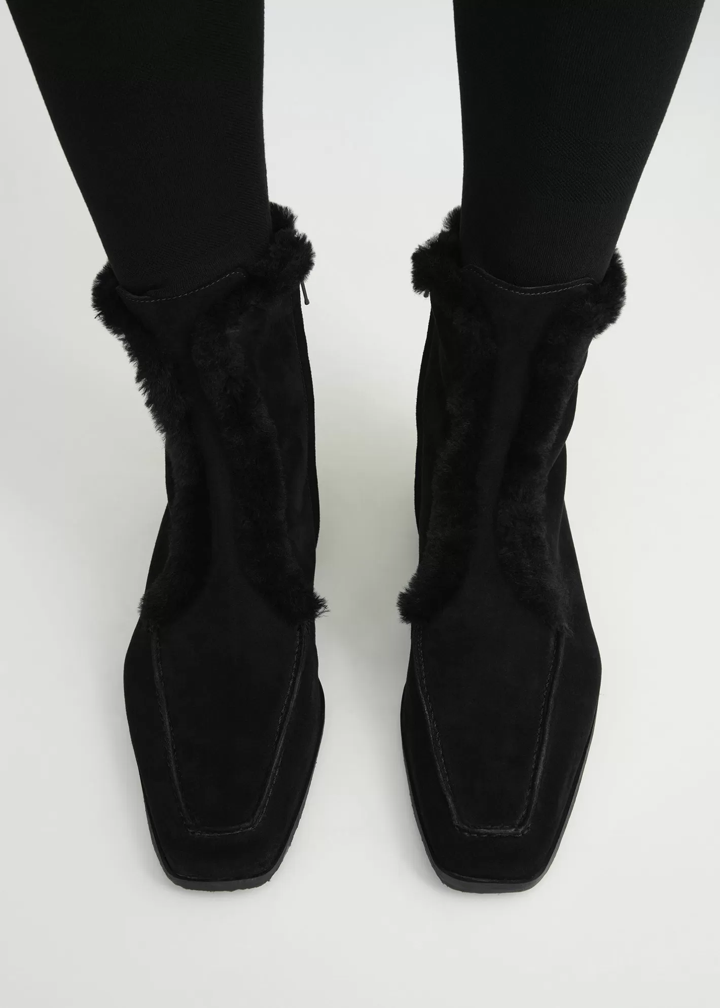 Shoes>TOTEME Zipped winter boots black